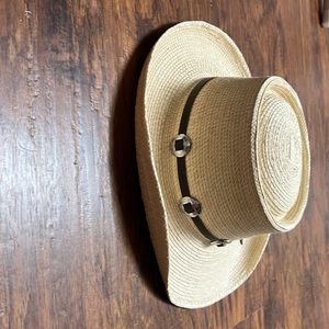 Sun Body Hat -size 7 1/8